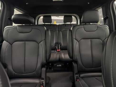 New 2026 Jeep Grand Cherokee L Limited RWD image 21
