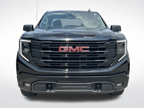 Used 2022 GMC Sierra 1500 Elevation w/ X31 Off-Road Package AWD/4WD image 10