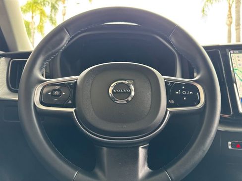 Certified 2025 Volvo XC60 B5 Plus AWD/4WD image 23