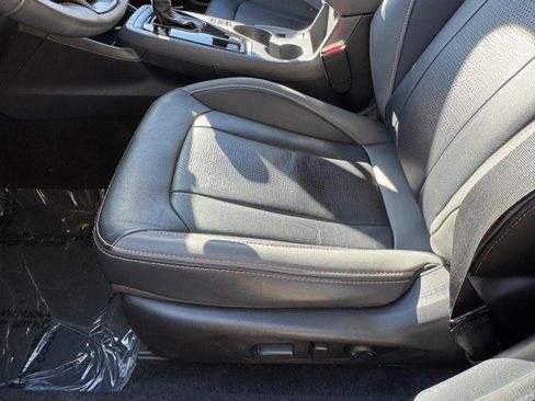 Used 2024 Subaru Crosstrek 2.5i Limited w/ Crosstrek Mirror Package image 26