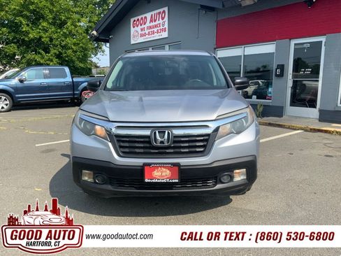 Used 2017 Honda Ridgeline RT image 2
