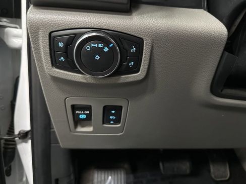 Used 2018 Ford F150 XLT w/ Equipment Group 302A Luxury AWD/4WD image 32