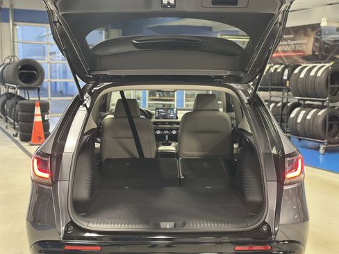 New 2026 Honda HR-V EX-L image 6