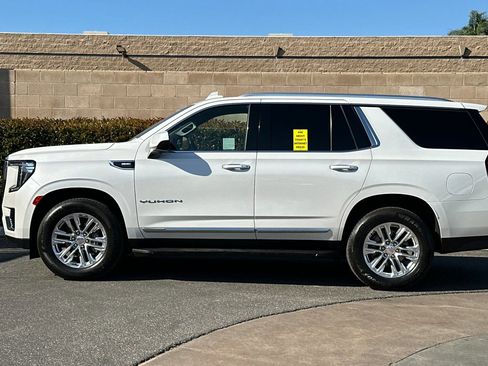 Used 2021 GMC Yukon SLT image 7