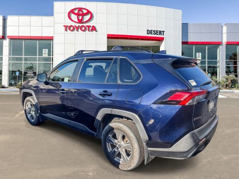 Used 2023 Toyota RAV4 XLE w/ Convenience Package AWD/4WD image 5