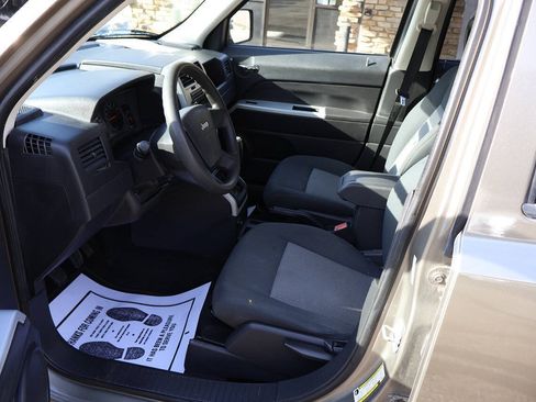 Used 2008 Jeep Patriot Sport FWD image 14