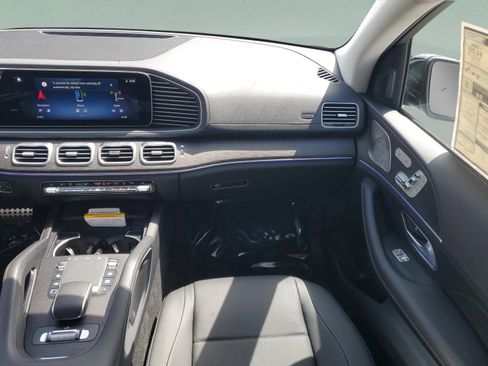 New 2026 Mercedes-Benz GLS 450 4MATIC image 17