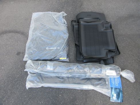 Used 2023 Lexus IS 500 w/ Accessory Package RWD image 57