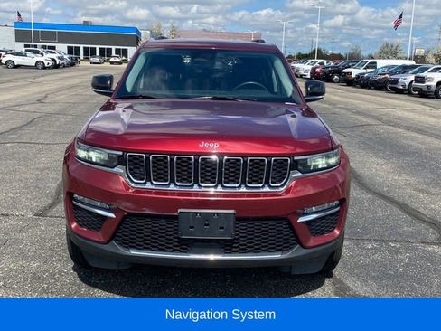 Used 2023 Jeep Grand Cherokee Limited AWD/4WD image 2