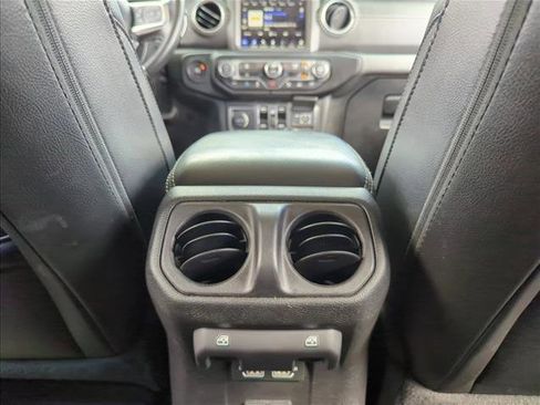 Used 2022 Jeep Wrangler Unlimited Sahara w/ Safety Group image 17