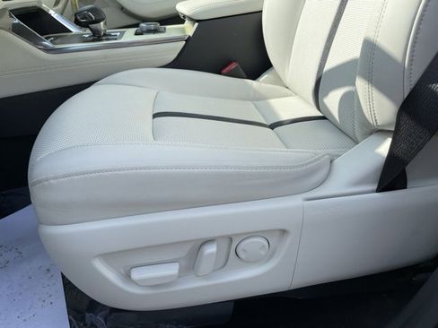 Used 2024 MAZDA CX-90 3.3 Turbo S w/ Premium Plus image 17