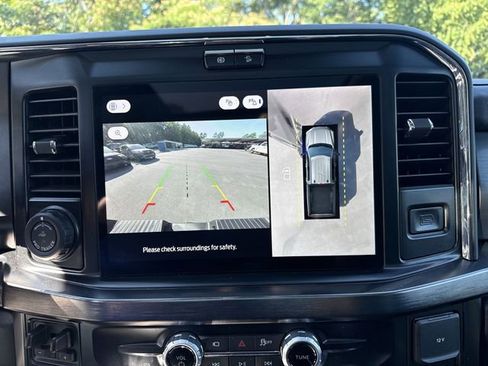 Certified 2025 Ford F350 Lariat w/ Lariat Ultimate Package AWD/4WD image 18