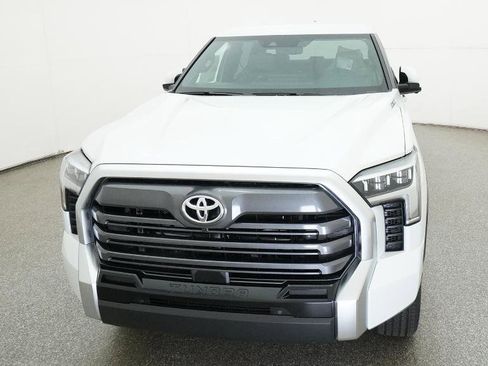New 2026 Toyota Tundra Limited AWD/4WD image 31