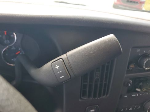 Used 2023 GMC Savana 2500 w/ Driver Convenience Package image 19