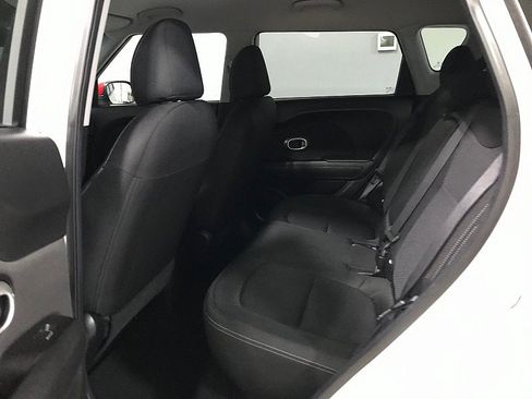 Used 2017 Kia Soul + w/ Designer's Package FWD image 16