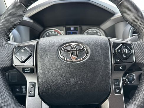 Certified 2023 Toyota Tacoma TRD Off-Road image 21