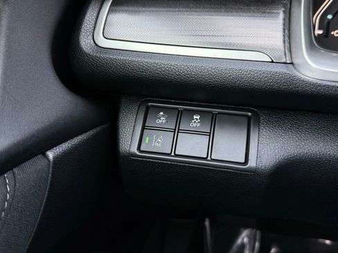 Used 2020 Honda Civic EX image 31