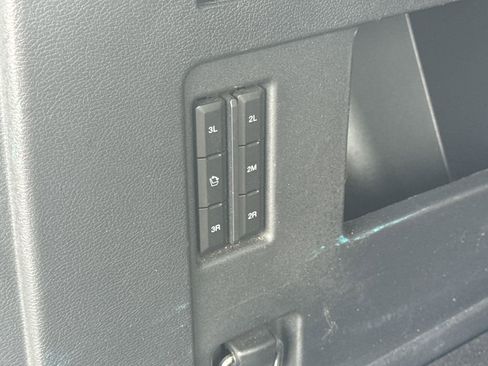 Used 2024 Ford Expedition Max XLT AWD/4WD image 15
