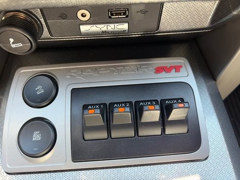 Used 2011 Ford F150 Raptor w/ Raptor Luxury Pkg AWD/4WD image 21