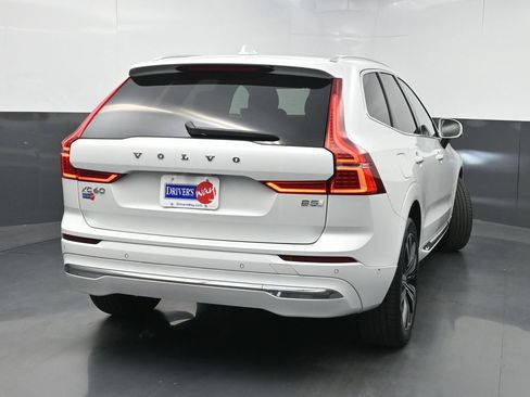Used 2023 Volvo XC60 B5 Plus FWD image 38