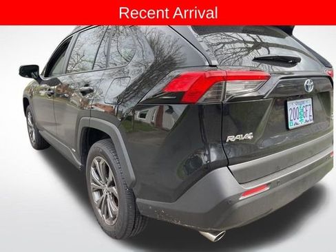 Used 2024 Toyota RAV4 XLE Premium w/ Weather Package image 11