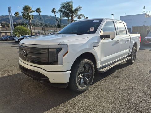 Used 2022 Ford F150 Lightning Lariat AWD/4WD image 2
