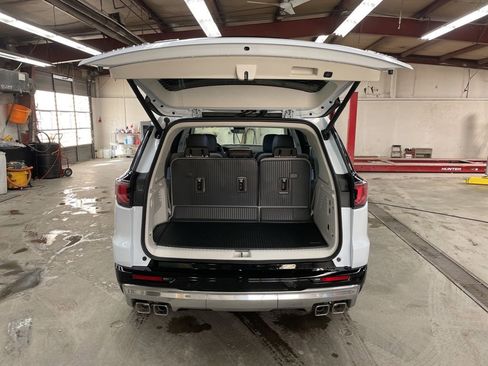 New 2026 GMC Acadia Denali w/ Super Cruise Package image 25