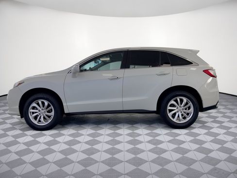 Used 2017 Acura RDX AWD image 2