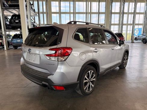 Used 2022 Subaru Forester Limited w/ Popular Package #3 AWD/4WD image 3