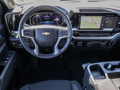 Certified 2026 Chevrolet Silverado 1500 LT image 26