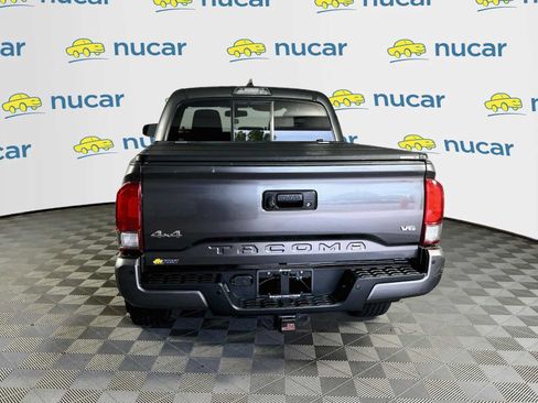 Used 2016 Toyota Tacoma TRD Sport w/ Premium & Technology Package AWD/4WD image 6