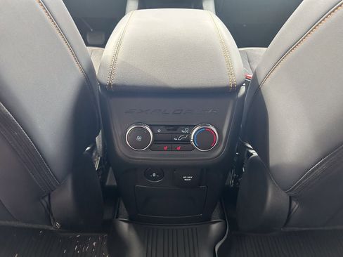 Used 2026 Ford Explorer Tremor w/ Tremor Convenience Package AWD/4WD image 33