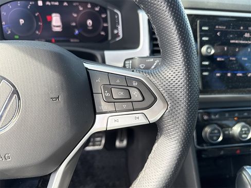 Used 2023 Volkswagen Atlas Cross Sport SEL Premium R-Line image 15