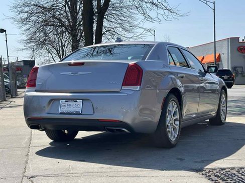 Used 2016 Chrysler 300 C Platinum w/ Safetytec Plus Group image 5