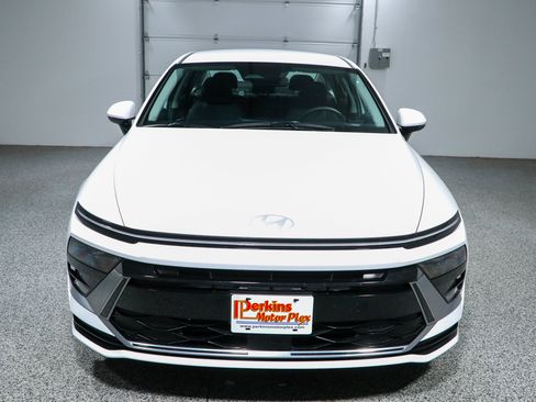 Used 2025 Hyundai Sonata SEL FWD image 4
