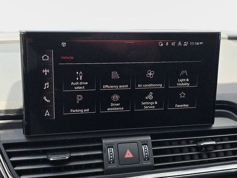 Used 2023 Audi Q5 2.0T Premium w/ Convenience Package AWD/4WD image 28