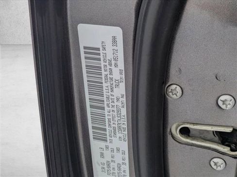 Used 2018 RAM 1500 Express w/ Express Value Package image 22