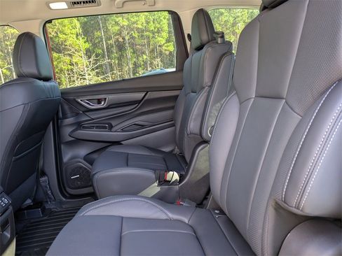New 2026 Subaru Ascent Limited image 10