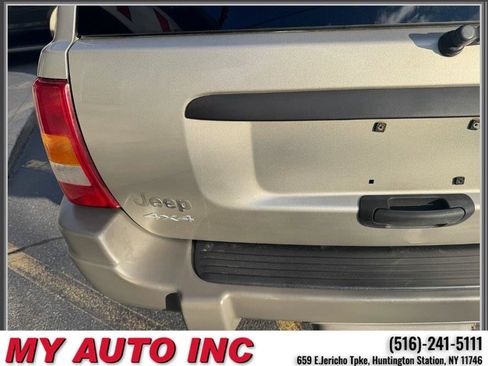 Used 2004 Jeep Grand Cherokee Laredo w/ Convenience Group image 32