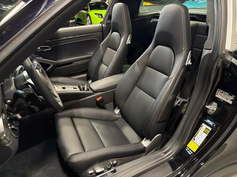 Used 2017 Porsche 911 Targa 4S AWD/4WD image 15