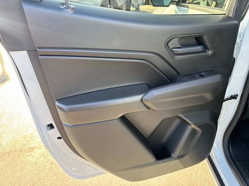 New 2025 Chevrolet Colorado W/T image 10