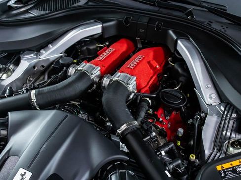 Certified 2025 Ferrari Roma Spider image 58