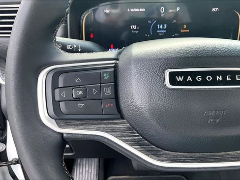 Used 2024 Jeep Wagoneer Series II w/ Flexible Seating Group AWD/4WD image 23