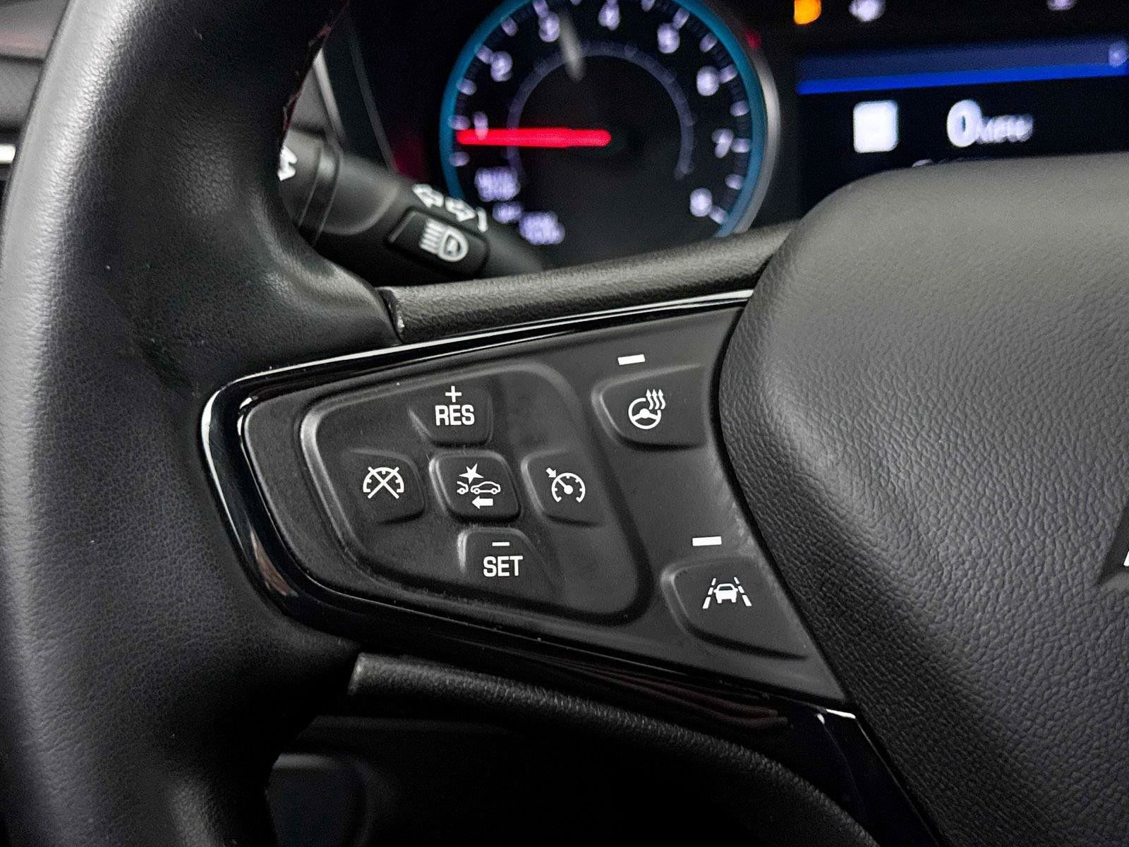 Used 2024 Chevrolet Equinox RS FWD image 34
