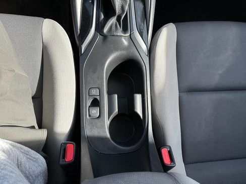 Used 2024 Toyota Corolla LE image 16