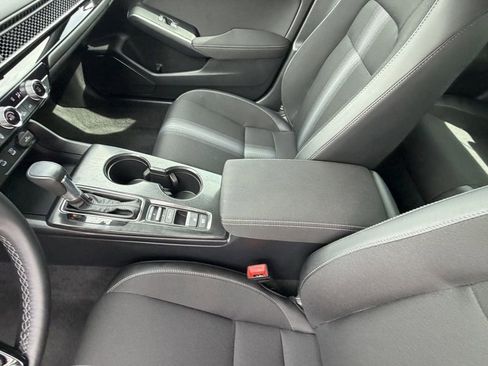 Used 2025 Honda Civic Sport image 19