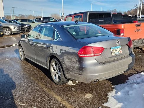 Used 2013 Volkswagen Passat 2.5 SE image 2
