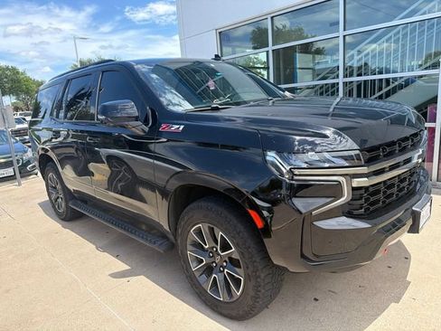 Used 2021 Chevrolet Tahoe Z71 w/ Luxury Package AWD/4WD image 7