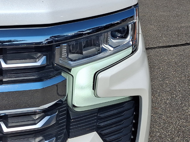 Used 2022 Chevrolet Silverado 1500 LTZ w/ Technology Package AWD/4WD image 9