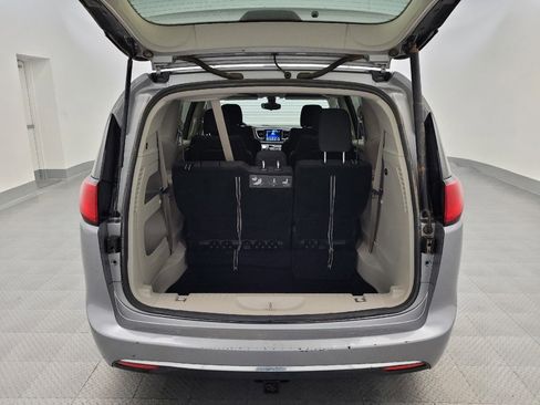 Used 2017 Chrysler Pacifica Touring Plus image 29